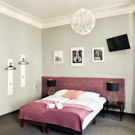Expolis Residence - City Center Mtp Targi - 24H #Betterthanyourex Poznan Bagian luar foto