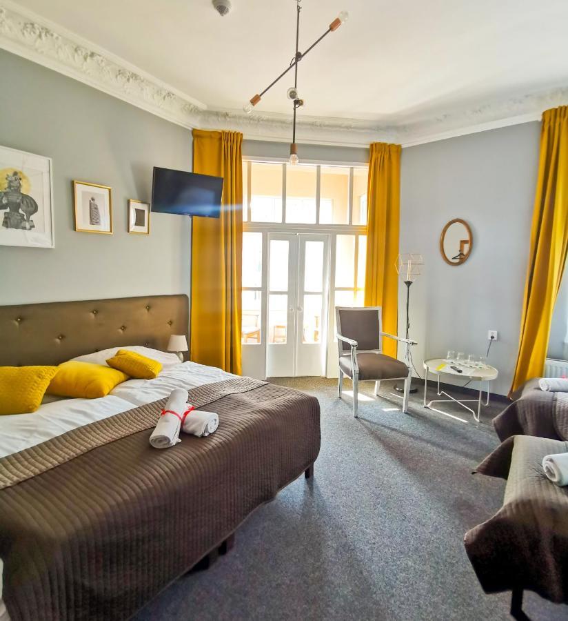 Expolis Residence - City Center Mtp Targi - 24H #Betterthanyourex Poznan Bagian luar foto