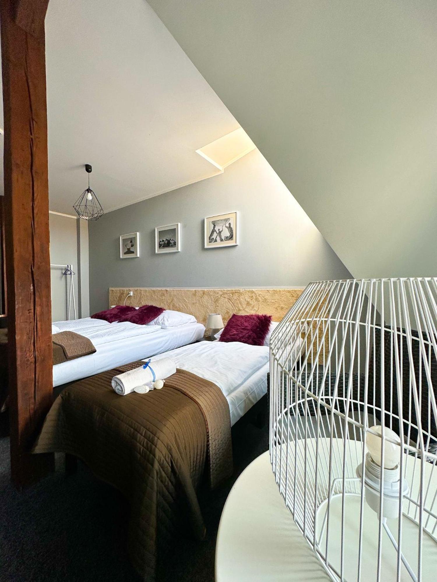Expolis Residence - City Center Mtp Targi - 24H #Betterthanyourex Poznan Bagian luar foto