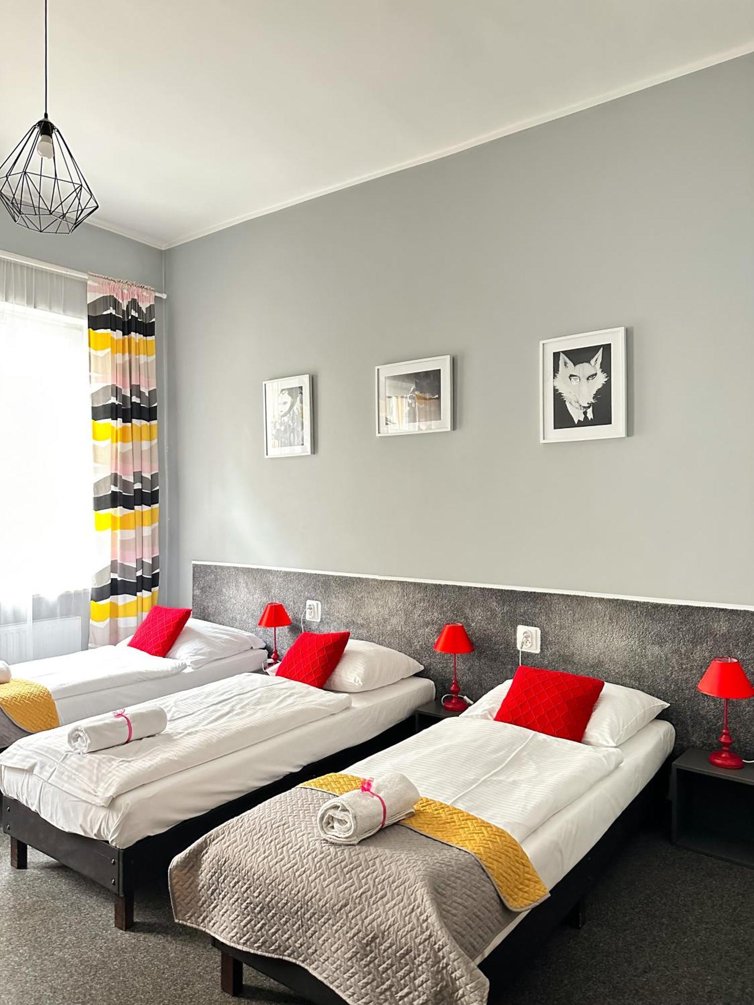 Expolis Residence - City Center Mtp Targi - 24H #Betterthanyourex Poznan Bagian luar foto