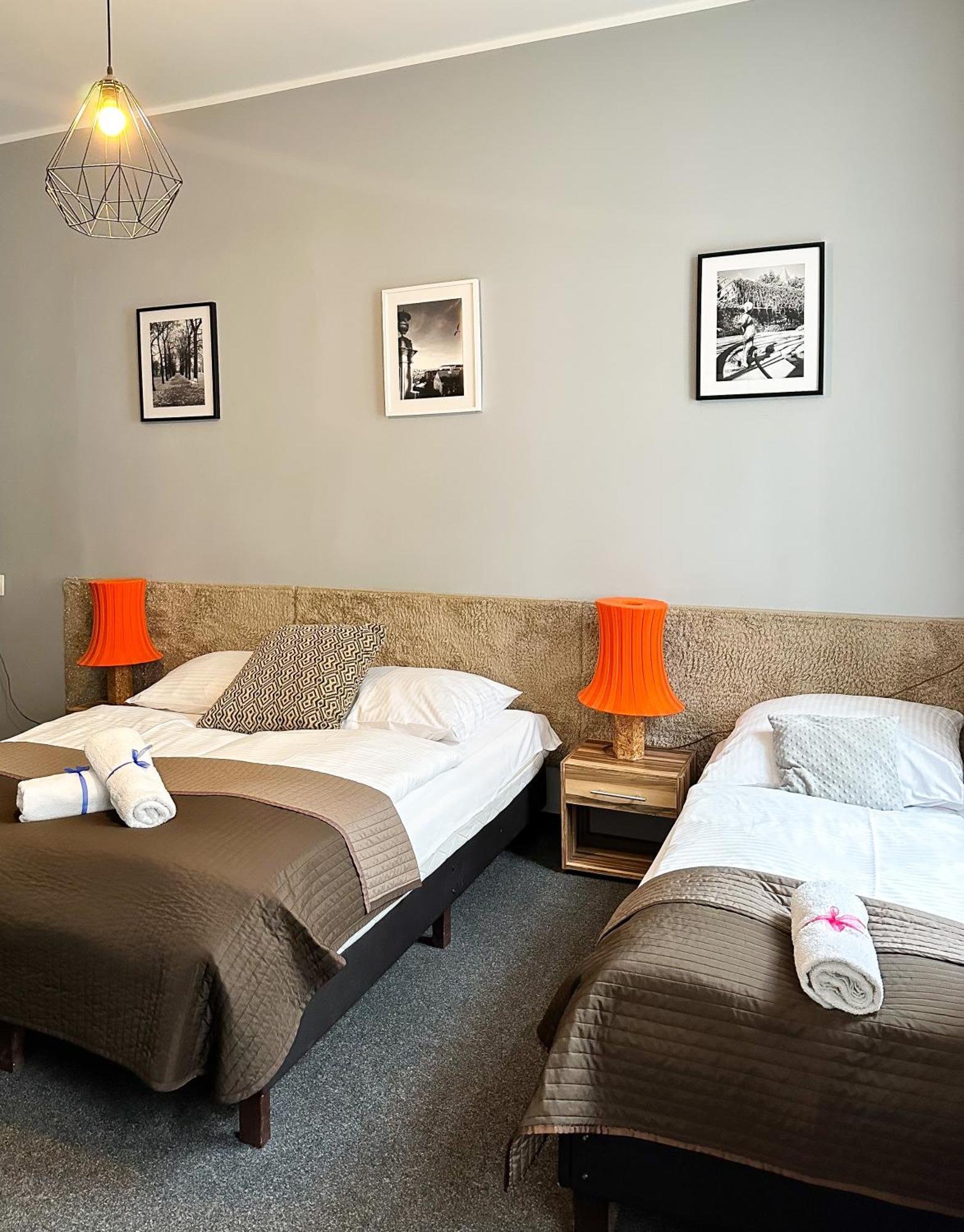 Expolis Residence - City Center Mtp Targi - 24H #Betterthanyourex Poznan Bagian luar foto