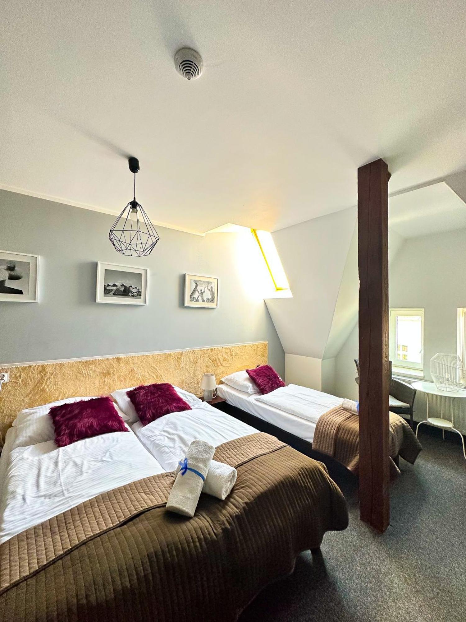 Expolis Residence - City Center Mtp Targi - 24H #Betterthanyourex Poznan Bagian luar foto