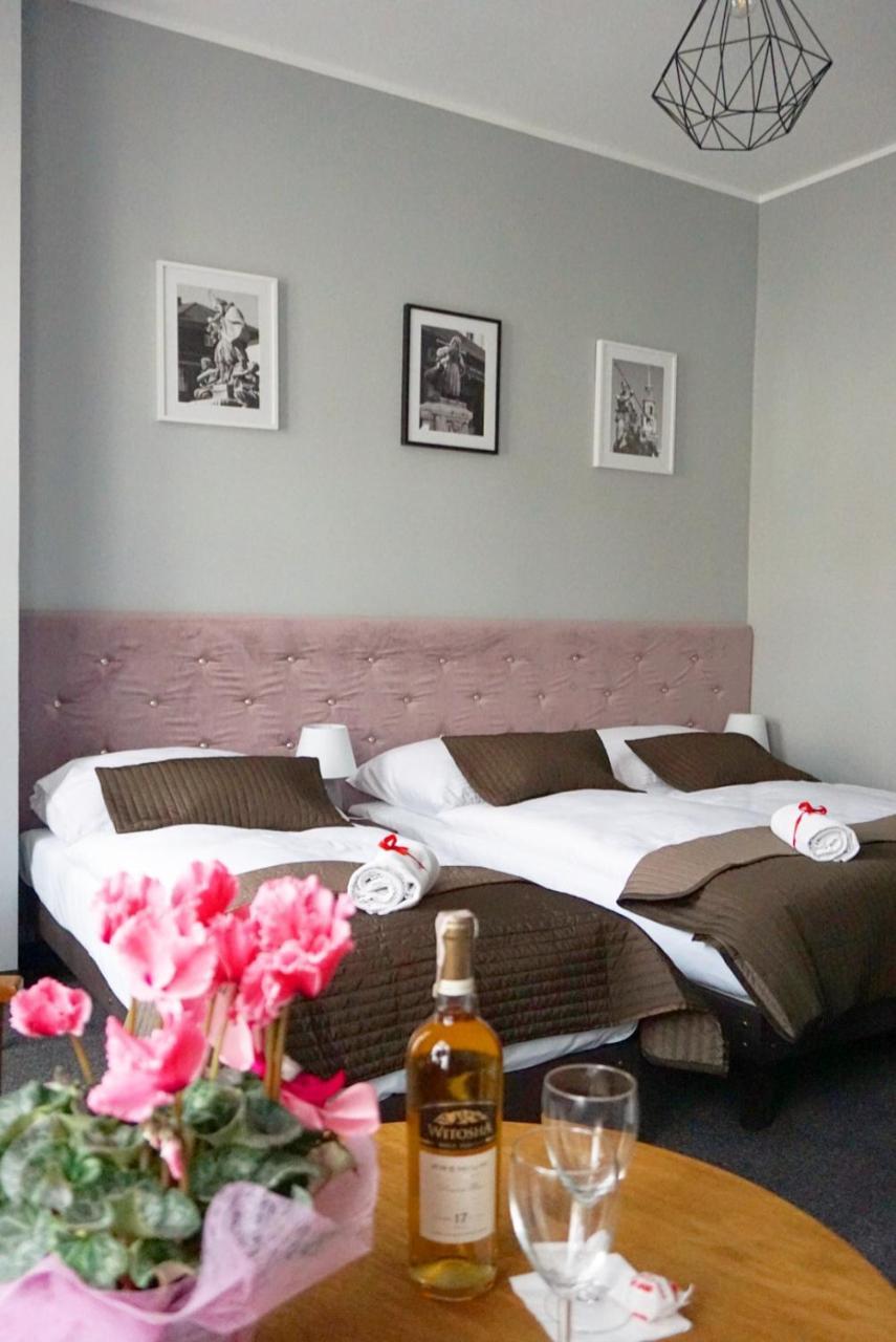 Expolis Residence - City Center Mtp Targi - 24H #Betterthanyourex Poznan Bagian luar foto