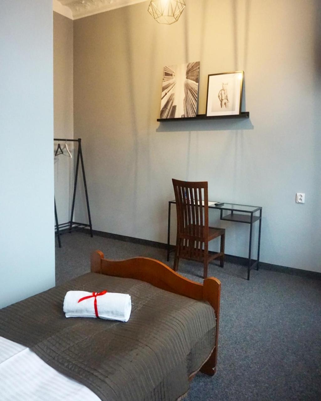 Expolis Residence - City Center Mtp Targi - 24H #Betterthanyourex Poznan Bagian luar foto