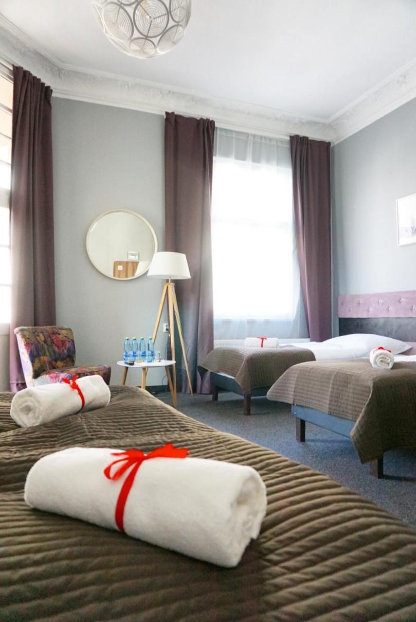 Expolis Residence - City Center Mtp Targi - 24H #Betterthanyourex Poznan Bagian luar foto