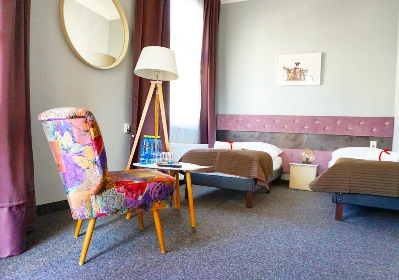 Expolis Residence - City Center Mtp Targi - 24H #Betterthanyourex Poznan Bagian luar foto